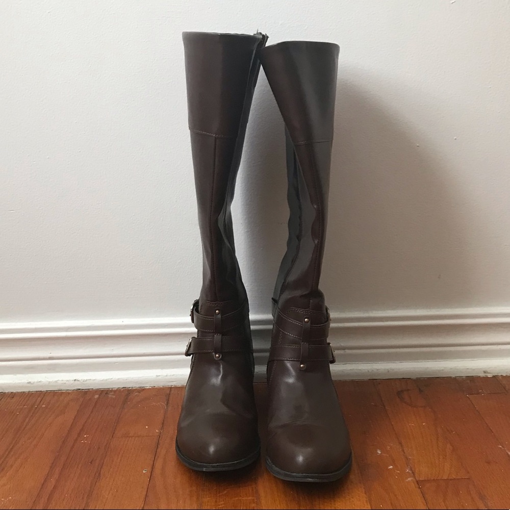 Dark brown boots